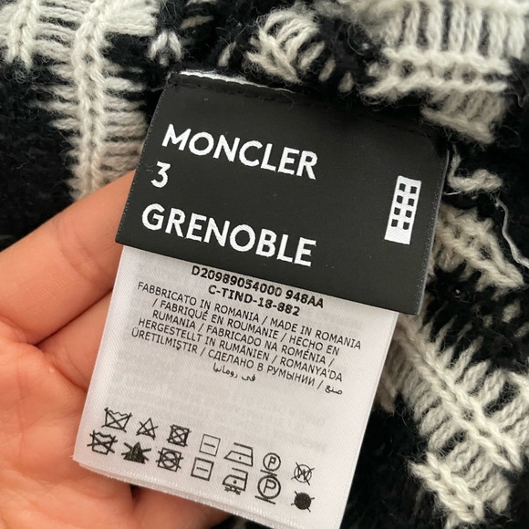 Moncler Grenoble Unisex sweater - Picture 3 of 5